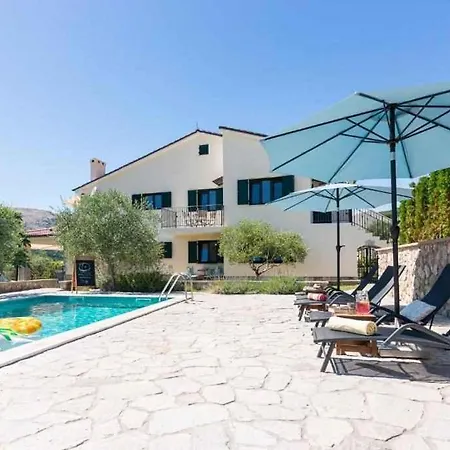 With Pool In Jurandvor-insel Krk 53958 Apartment