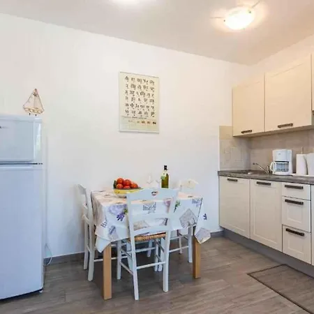 Apartment With Pool In Jurandvor-insel Krk 53958